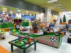 -莫莉幻想儿童乐园(北京丰台永旺店)