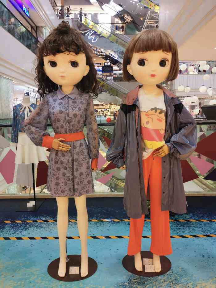 tanni(西安王府井百货店)-"颜色靓丽,价格小贵,总之比较喜欢.