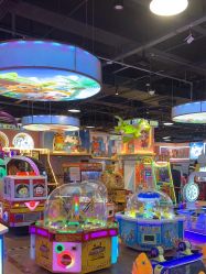 -卡通尼乐园(荟聚中心店)