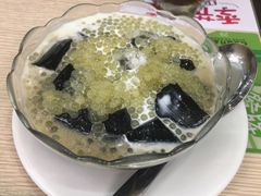 -佰搭果·广式茶餐厅(西华路店)