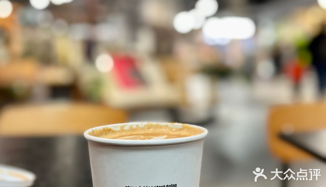 工业风咖啡店M Stand