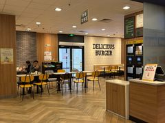 -麦当劳(东坑店)