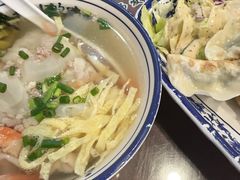 -长人馄饨铺(解放街店)