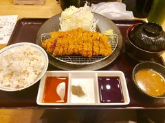 -牛カツ京都勝牛(河原町蛸薬師店)