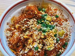 -八二小区抄手(龙湖上城天街店)