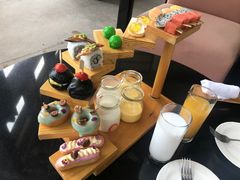 -亚龙湾喜来登·美景台大堂吧