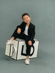 点击看大图 -大树儿童摄影