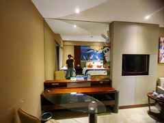 -南桥绿地铂骊酒店