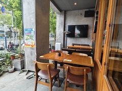 -8PINTS八品脱·日料·烧鸟·精酿小酒馆(莘庄店)