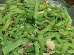 -聚鑫朋酸菜肥肠(九龙仓店)