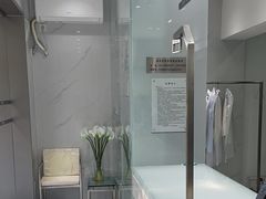 -福奈特洗衣洗鞋(宝山一二八纪念路店)