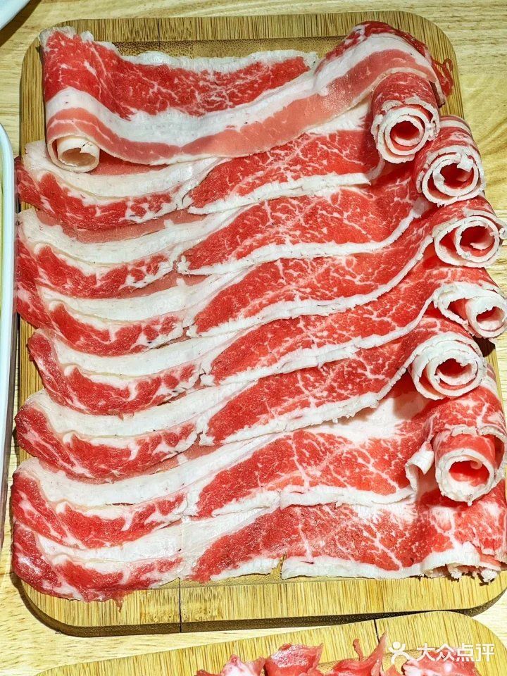 南锣鼓巷的宝子有福了，这家北京涮肉必吃