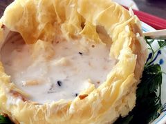 椰皇酥皮焗桃胶-广州柏悦酒店·悦景轩·粤菜餐厅