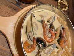 -SISTERS BAR RESTAURANT川意酒馆(嘉善老市H楼店)