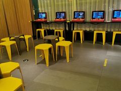 等位区-海底捞火锅(万丰桥店)