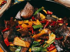 -云海肴·汽锅鸡·云南菜(天山百盛优客店)