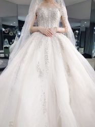 -艾米丽婚纱礼服