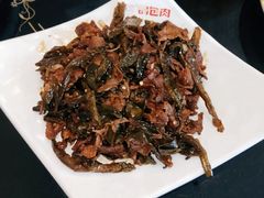 干辣椒炒牛肉-英兰朝族饭店(河南桥头店)