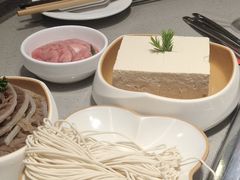 -海底捞火锅(高新万达店)