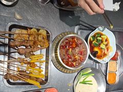 -马路牙子烧烤馄饨酒馆(望京店)