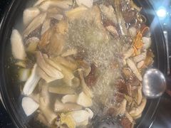 -草墩罗非鱼庄•野生菌•腊排骨(七星街上段店)