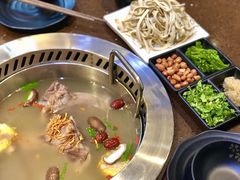 -阿二骨煲(新天地店)