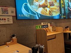 -俏凤凰(美林M·LIVE天地东座店)