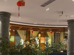 -八府香鸭·啫啫煲(华山路店)