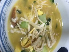 鲜菌烩蛋-外婆私房菜(新亚百货店)