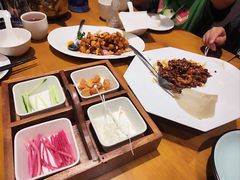 -乐忻皇朝(上海中心大厦店)