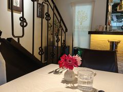 -LESCEDARS Brasserie Bistro香柏树