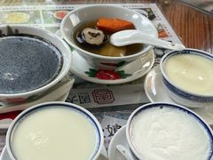 -周大娘牛乳(旧寨古村总店)