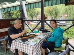 -北京水岸山吧度假村(雁栖镇店)