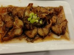 潮州咸菜蒸鲶鱼-稻香酒家·35年老字号(侨光店)