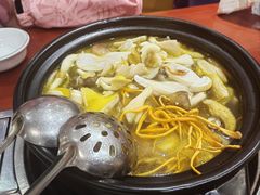 -菌之家·专业纯野生菌火锅·特色炒菌