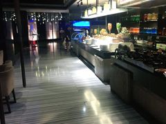 -唐拉雅秀酒店-西锦汇空中BBQ·思创餐厅