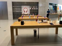 -Apple零售店(华贸购物中心店)