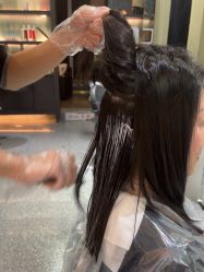 -苑苑发型设计