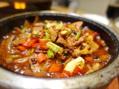石锅肝腰合炒-帅巴人舅母子腊蹄民俗村