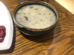 皮蛋瘦肉粥-粥全粥到海鲜家常菜·海肠捞饭(嫩江路店)