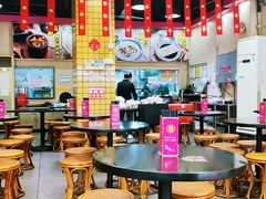 大堂-华辉拉肠(龙口东店)
