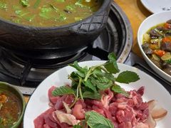 -榕江牛瘪牛肉火锅