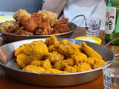 -BHC炸鸡(明洞总店)