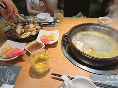 -一朵菌·野生菌探索家火锅(南亚店)