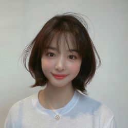 -变画·发型STUDIO