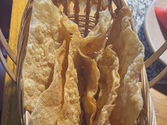 -老牌坊云南鱼豆花火锅(哈西万达店)