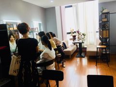 -ME觅妆·定制美妆·彩妆私教(菱角湖店)