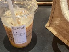 -星巴克臻选(宁波世纪东方广场店)