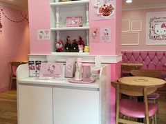 -Hello Kitty Cafe(弘大店)