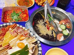 -马路边边串串香(苗栗路店)